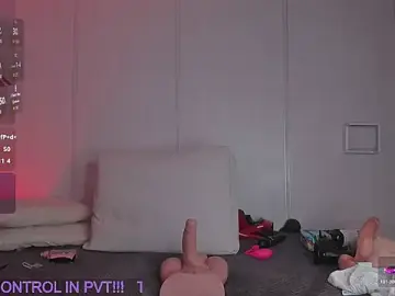 Sasha_riverss  live sex cam