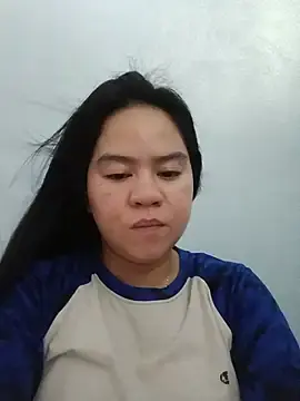 Xyummytits69x  live sex cam