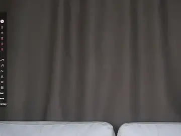 AyannaHelmstetter  live sex cam