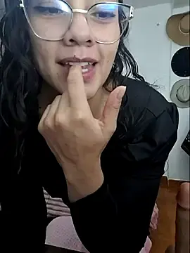 Thaliacooper_  live sex cam