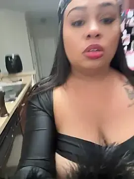 Camiliaskye  live sex cam