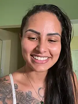 Louisnay  live sex cam