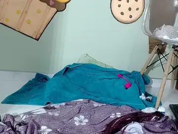 Smallmerry21  live sex cam