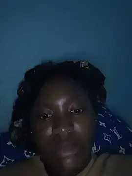 Yummynima  live sex cam