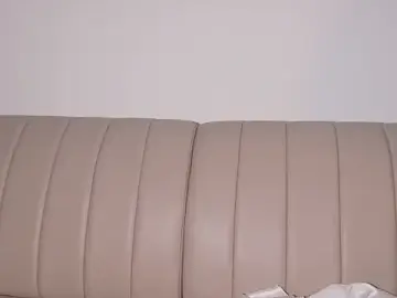 Asiansakura  live sex cam