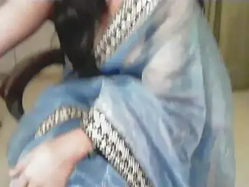 Short_girl_  live sex cam