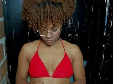 Thaimy_  live sex cam