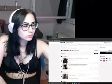 TheRealNyxa  live sex cam