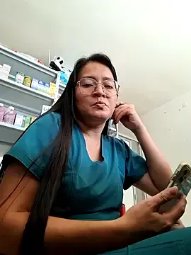 Dr_Edna_naughty  live sex cam