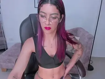 Zoe_Roose_  live sex cam