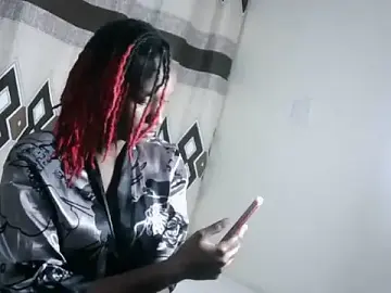Prettycandy25  live sex cam