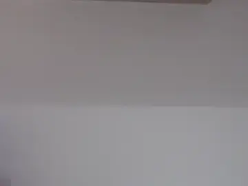 IsaaMoore  live sex cam