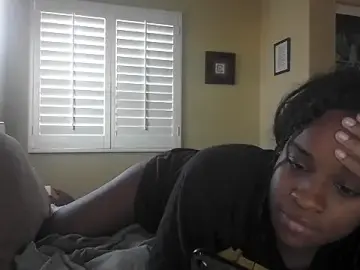 Marlowlovee  live sex cam