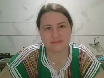 Tarelyn  live sex cam