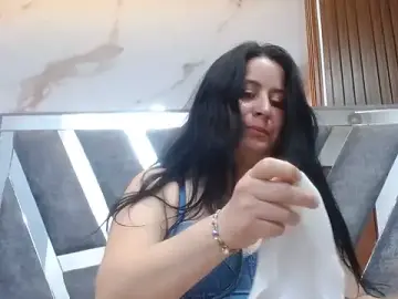 Agatha_corlin  live sex cam