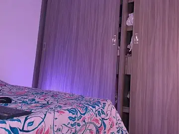Dreamsussi  live sex cam