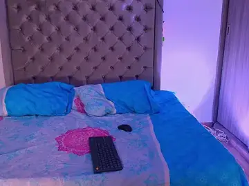 Dreamsussi  live sex cam
