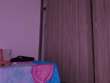 Dreamsussi  live sex cam