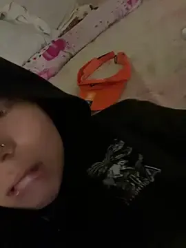 Isaabella123  live sex cam