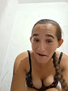 Sodacherry  live sex cam