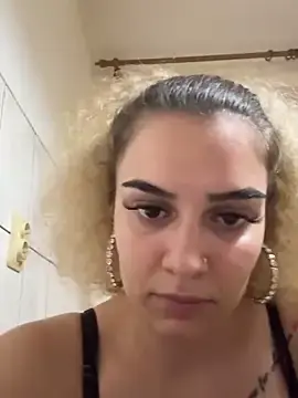 CrazyJessika  live sex cam