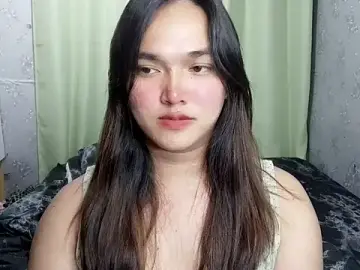 UrPrettyMaddie  live sex cam