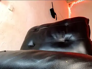 Cherry_cleou  live sex cam
