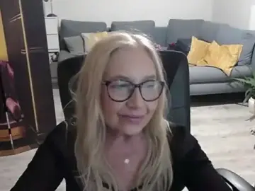 Sofia_xkiss  live sex cam