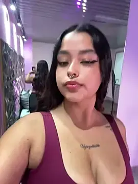 Ariana_Pierce  live sex cam