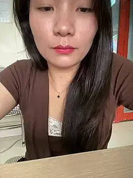 Charming-girl-  live sex cam
