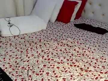 CherryColla  live sex cam