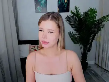 FollowLovee  live sex cam