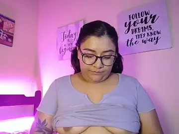 MeghanBurn  live sex cam