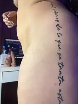 Nanis_ec  live sex cam