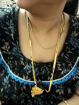 Cutesana18  live sex cam