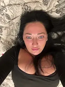 Ksuha11  live sex cam