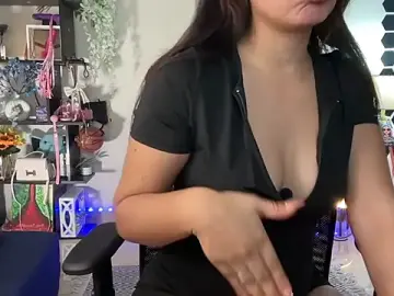 Roseofvenom  live sex cam