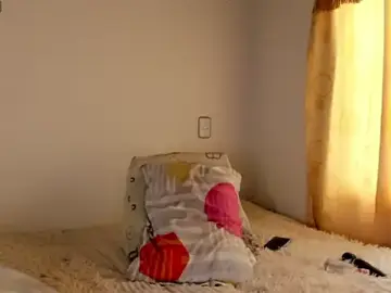 Sophi_laraa  live sex cam