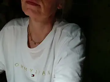 KathleenEdwards  live sex cam