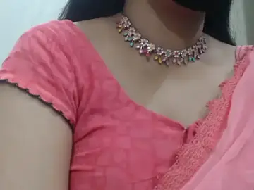 Lovely_Siri_23  live sex cam
