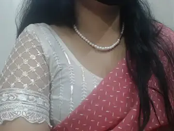Lovely_Siri_23  live sex cam