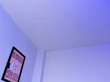 Miia002  live sex cam