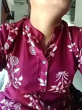 Sunnyy_leone  live sex cam