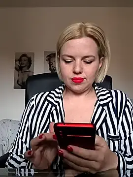 Ladykaos  live sex cam
