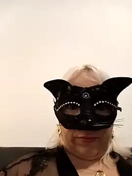 Lillike30  live sex cam