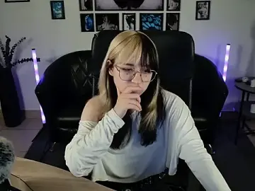 NyxCalderra  live sex cam