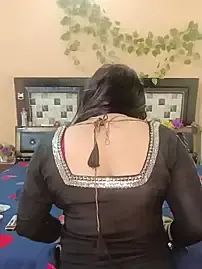 PRIYA_22  live sex cam