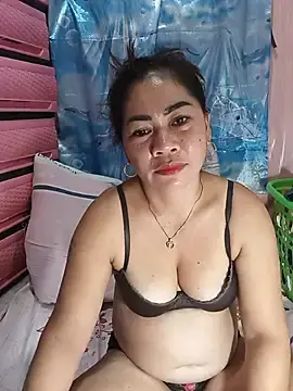 SweetChubbyMommy_02  live sex cam