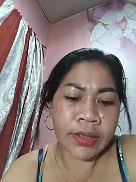 SweetChubbyMommy_02  live sex cam