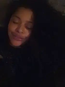 Mmm_q_rica  live sex cam